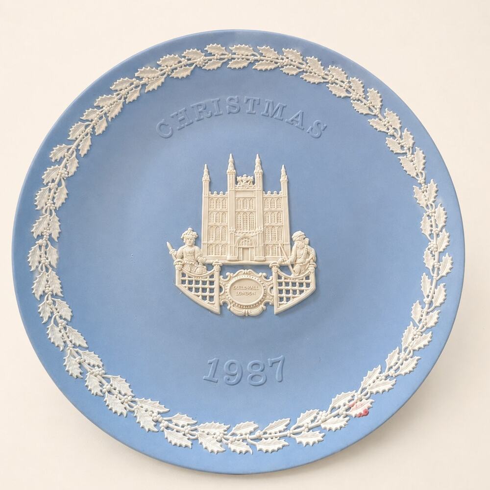 Wedgwood Jasperware Christmas Plate 1987 Guildhall London Original Box